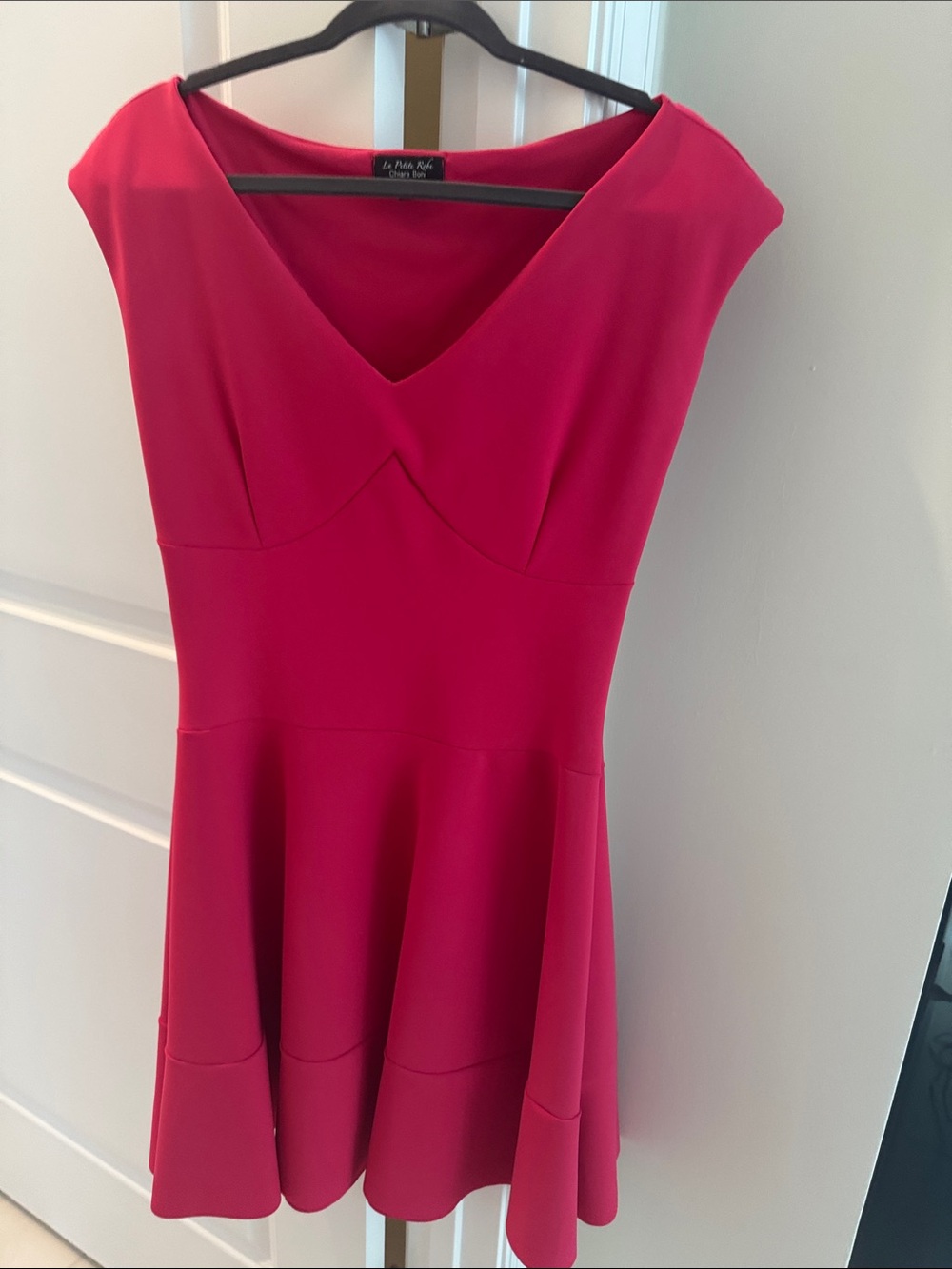 GORGEOUS! Chiara Boni La Petite Robe magenta pink V-neck Dress